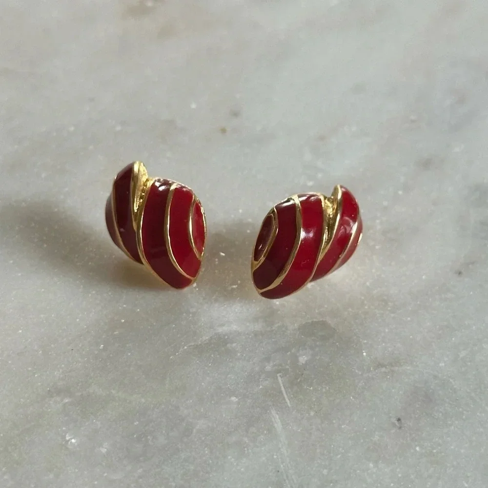 Vintage Earrings Gold Tone Cherry Red Enamel Studs Croissant Shell Shape